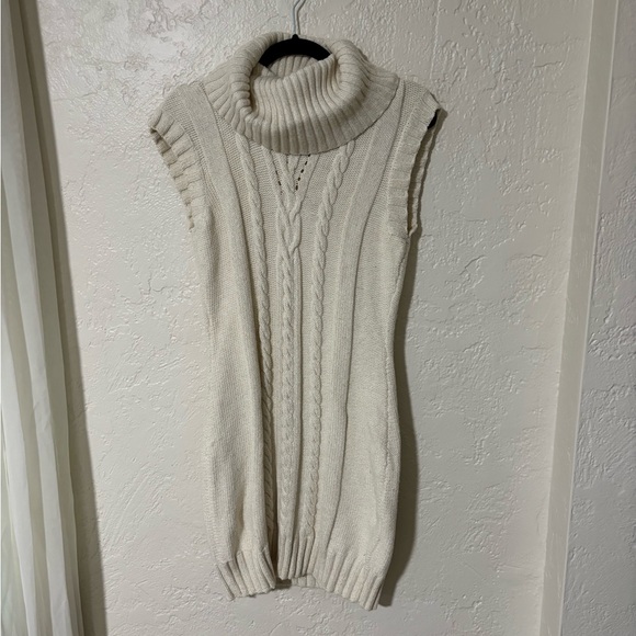 Express Cream Cable Knit Sleeveless Turtleneck - Picture 1 of 3